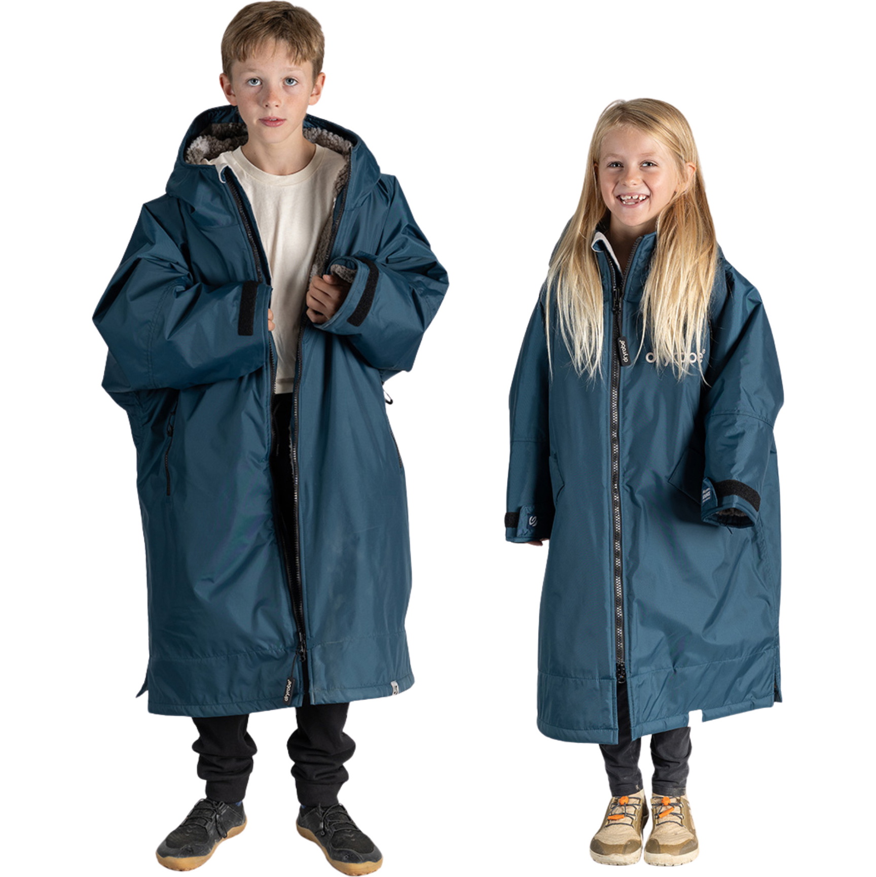 2026 Dryrobe Junior Advance Long Sleeve Changing Robe V3KSLSDA - Deep Sea Blue Sand Camo